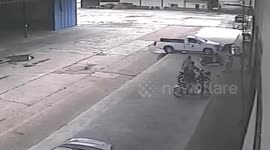 Disgruntled employee stabs boss in the heart after being denied cash advance