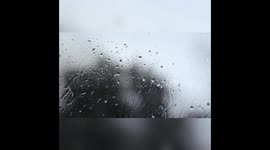 Rain effect sound for deep sleep and to also aids anxiety and tension.