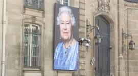 The Queen's Platinum Jubilee 2022 in Paris. 2june. Ceremony at the Arc-de-Triomphe with the french President Emmanuel Macron and the UK ambassador Menna Rawlings; The British anthem - God Save the Queen is performed by the Royal Regiment of Scotland Band