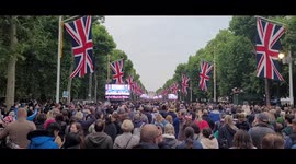 A view from The Mall as crowds flood in for Jubilee festivities
