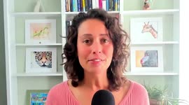 US lawyer quits job to speak to animals - and is now a PET psychic