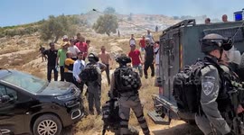 Israeli soldiers clash with Palestinians during attempt to claim land