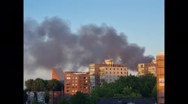 Groningen Fire with massive smoke, citizens advised to stay inside by municipality and shut all doors and windows.