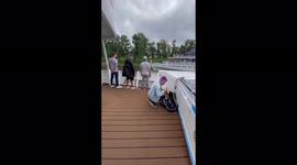 Funny communication of the ship and the guy with the saxophone