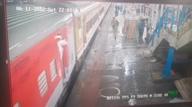 Passenger falls in gap between moving train and platform in India