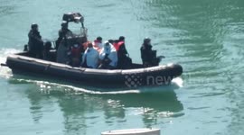 Migrants seen arriving in Dover as total entering UK almost reaches 11,000 this year