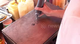 Chef makes cartoon pancake caricature of pop singer Britney Spears