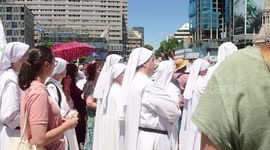 Miles de manifestantes recorren Madrid, España contra el aborto