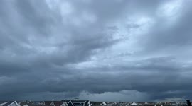 Timelapse shows massive shelf cloud with thunderstorms approaching New Jersey shoreline