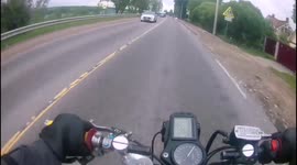 Intense footage shows motorcyclist crashing into bus