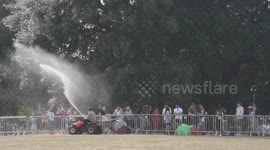 Brits Cool Of At The Lambeth Show When One Of The Acts Sprays Water On The Audiance That Welcomed It