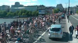 WNBR crosses Waterloo Bridge