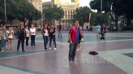 Flashmob Barcelona- Beat it, Michael Jackson