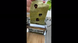 London mum saves £30 on weekly food shop by FORAGING for food in local area Part 1