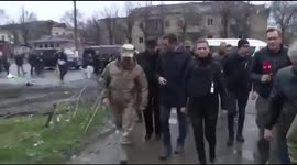 Spanish Prime Minister Pedro Sanchez He, together with his colleague from Denmark, Matte Frederiksen, visited a town in the Kyiv region that had been destroyed by the occupiers.