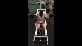 640lb hack squat