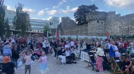Women's Euro 2022: Moment fans in Southampton's Esplanade celebrate final whistle