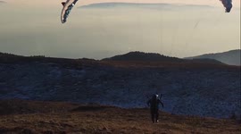 Paragliding Takeoff Fail - Pilot Crashes Into Field