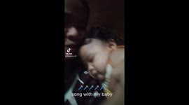 My baby sung with me.., and when I hit the high note she already sung the high notes 