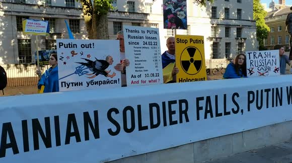 Demonstration : Stand with Ukraine - Ukrainian is deserving of respect, London, United Kingdom