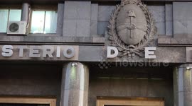 Protesters setting up camps calling Minister Masa to work in Buenos Aires, Argentina