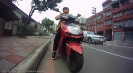 Wtf moment: reckless moped rider revs up bike losing control and crashing into rider in front (Dashcam Video)