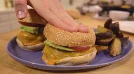 This One Ingredient Can Make Your Turkey Burgers That Much Better