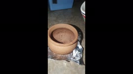 Adding hot milk tea in a pot with mug asmr sound