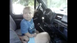 Tot Rocks Out in Car
