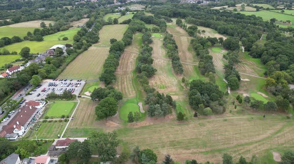 Drought: This is how Harrogate Golf Club in England looks now