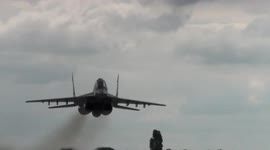Wtf moment: Extreme low pass of MiG29 over crowd in Pardubice, Czech Republic