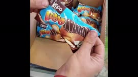 Funny baba giving an explanation of fight he watched some time ago