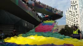 Lovely Bubbly: Artist creates tsunami of rainbow bubbles for Greenwich festival