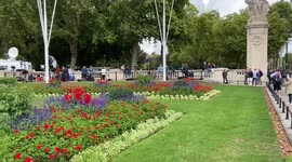 Media gathers outside Buckingham Palace as concern grows over The Queen’s health