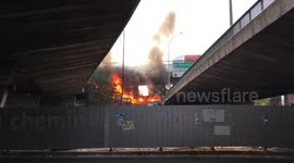 Huge fire at a traveller settlement in Paris