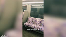 Sombre moment the queen's passing was announced on the Elizabeth Line