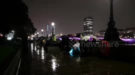 Gone 11pm and brave people çamp out for the night to be amount the first people to see the Queen at Westminster Abbey