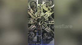 Satisfying ASMR video shows how springs are made in factory in China