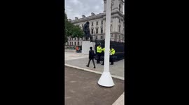 People queuing to see the Queen on last journey