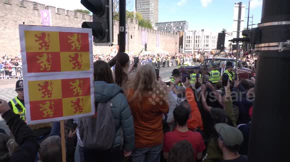 Protester explains BOOS and JEERS for King Charles on visit to Cardiff: Extended version