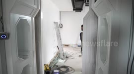 Watch how a gamer transformed his room into a space ship themed man cave