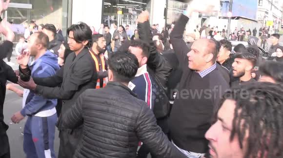 Mahsa Amini: Dramatic video shows ‘pro-regime Shia’ clash with protesters in London's Marble Arch