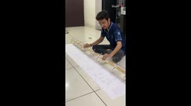 Dedicated artist draws 10 scribbles of Bollywood actor Ranveer Singh AT THE SAME TIME