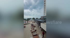 Strong wind batters Cancun, Mexico as Hurricane Ian passes coast