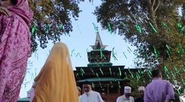 Devotees Throng Sufi Shrine In Kashmir