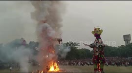 80-foot-tall enflamed Ravana effigy falls on spectators during Dussehra
