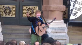 Singer Ed Sheeran gives impromptu concert on Ipswich high street