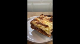 Lasange garlic bread toastie