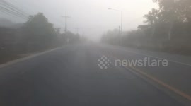 Heavy fog blankets northern Thailand as cold season approaches