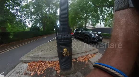 Film agent drives with cycling YouTuber on bonnet in London